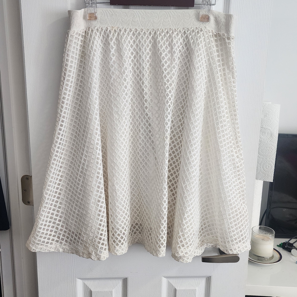 Metro Wear Cream Mesh Midi Skirt